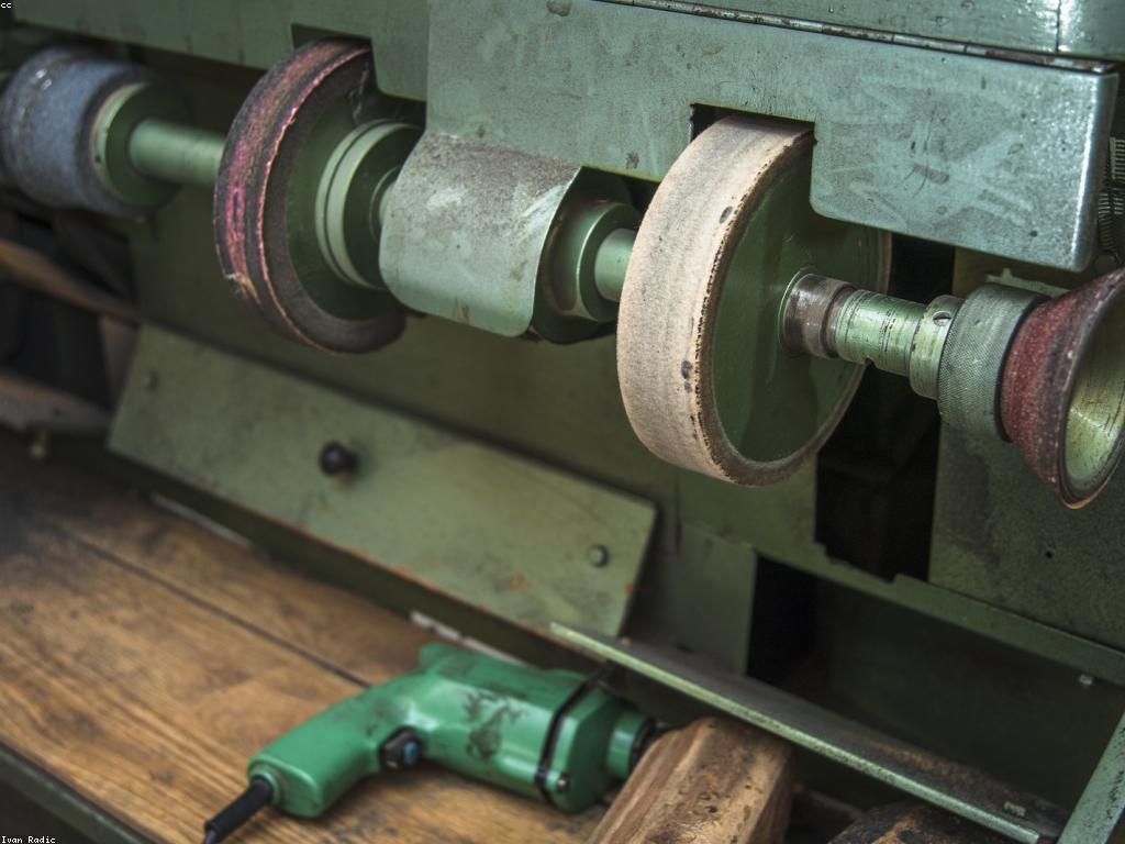 សារៈសំខាន់នៃសម្ភារៈនិងឧបករណ៍សម្រាប់ការអភិវឌ្ឍន៍ខាងឧស្សាហកម្ម