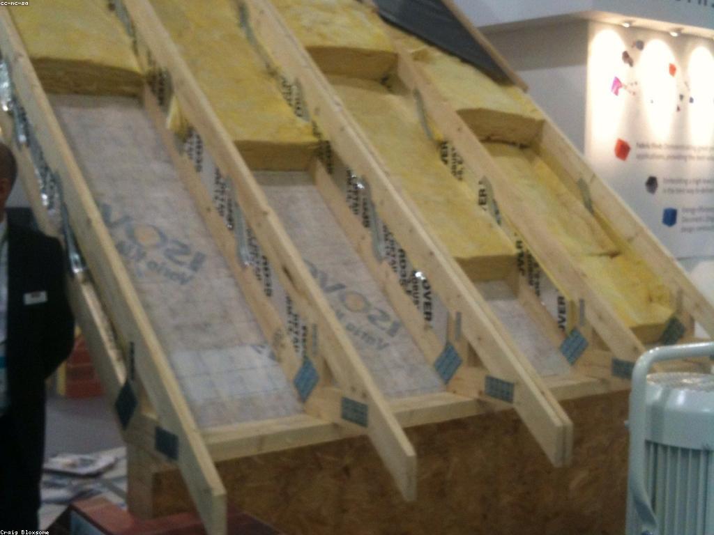 សារៈសំខាន់នៃសម្ភារៈនិងឧបករណ៍ក្នុងការកសាង